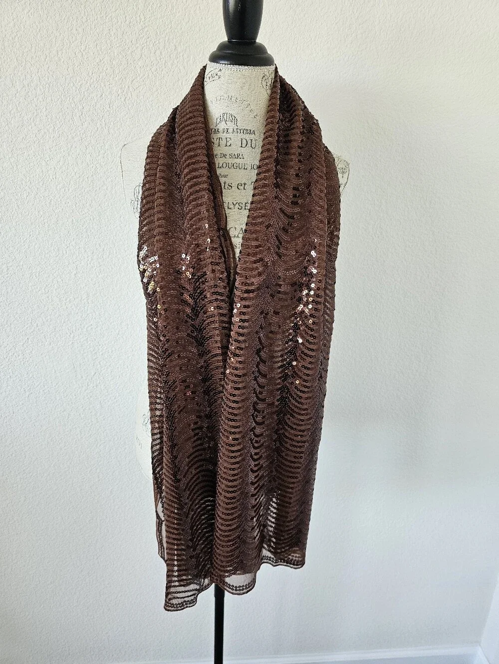 NWT Joan Rivers Sequin Sheer Mesh Wrap Shawl Scarf – Bronze Brown Wave Pattern